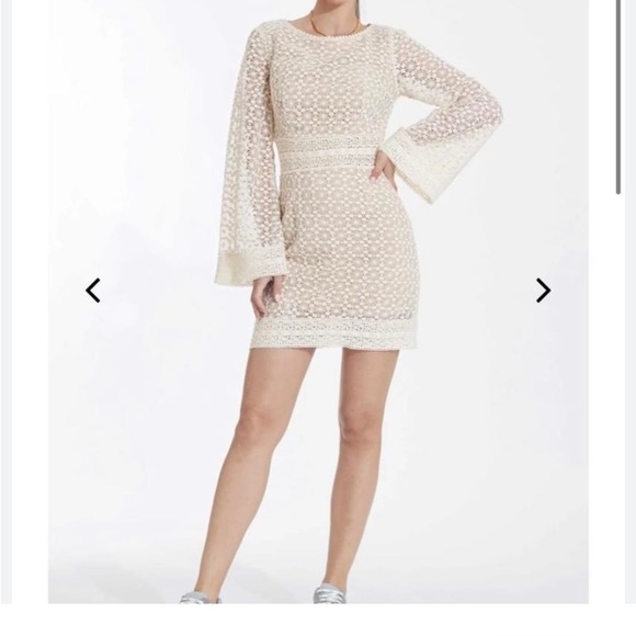 ELLIATT GEOMETRYDRESS BELL SLEEVES E5032186